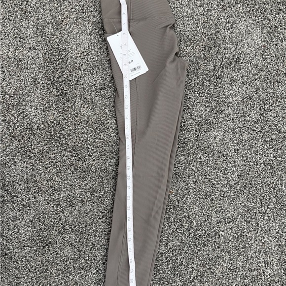 Athleta salutation stash rib athletic pants length 7/8, size small - Picture 10 of 12